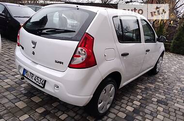 Хэтчбек Dacia Sandero 2009 в Ходорове