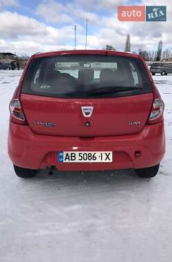 Хэтчбек Dacia Sandero 2009 в Теплике