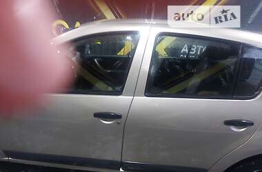 Хэтчбек Dacia Sandero 2009 в Харькове