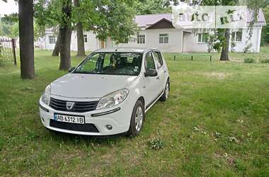 Dacia Sandero 2009