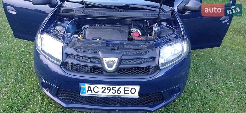 Хэтчбек Dacia Sandero 2013 в Луцке