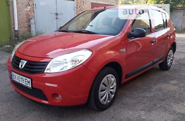 Хэтчбек Dacia Sandero 2009 в Кропивницком