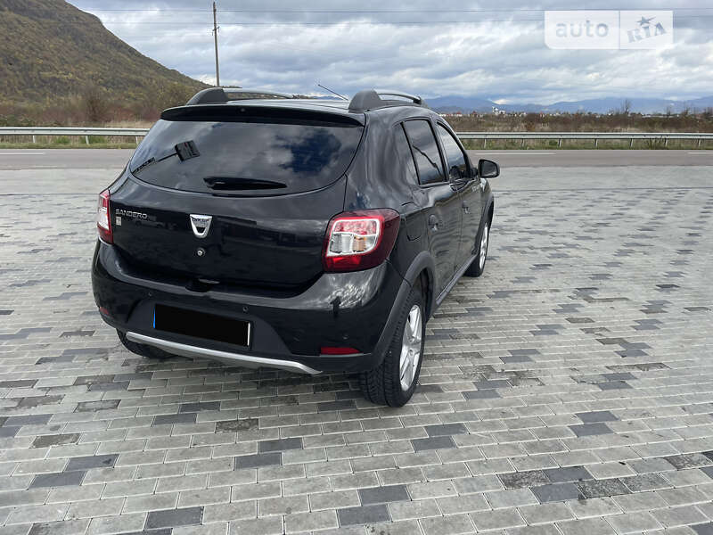 Хэтчбек Dacia Sandero 2016 в Хусте фото 4 Хэтчбек Dacia Sandero 2016 в Хусте