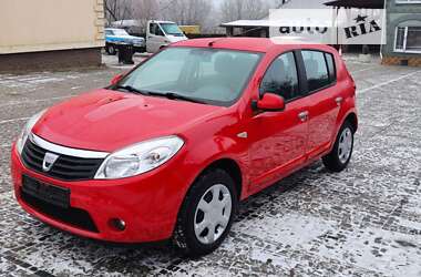 Dacia Sandero 2010