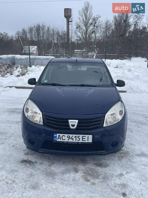 Хетчбек Dacia Sandero 2009 в Луцьку
