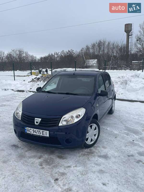 Хетчбек Dacia Sandero 2009 в Луцьку