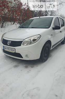 Хетчбек Dacia Sandero 2011 в Путивлі