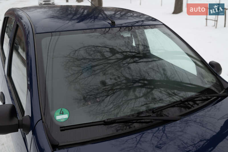 Хэтчбек Dacia Sandero 2009 в Сумах