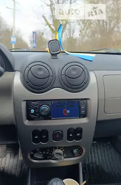 Dacia Sandero 2010