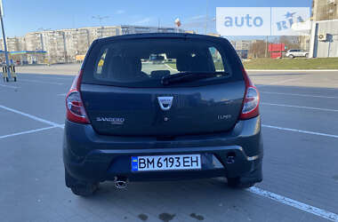 Хэтчбек Dacia Sandero 2008 в Сумах