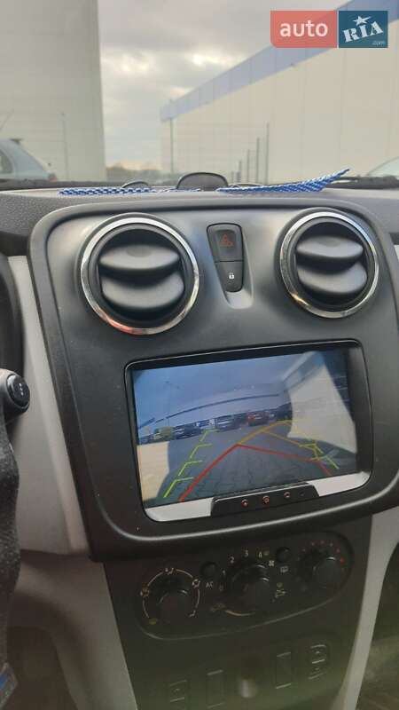 Хэтчбек Dacia Sandero 2013 в Одессе