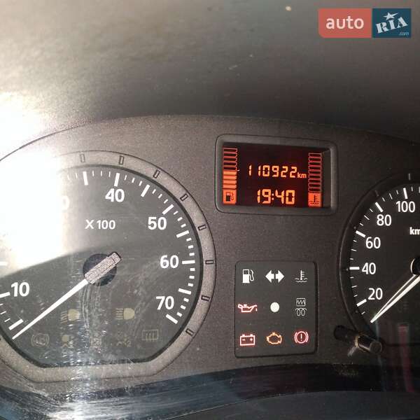 Хетчбек Dacia Sandero 2009 в Золочеві