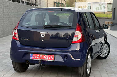 Хэтчбек Dacia Sandero 2012 в Луцке