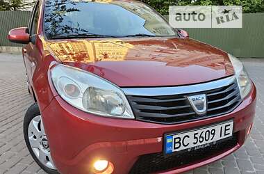 Хэтчбек Dacia Sandero 2012 в Тернополе