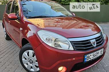 Dacia Sandero 2012