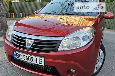 Хэтчбек Dacia Sandero 2012 в Тернополе