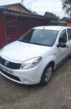 Dacia Sandero 2011