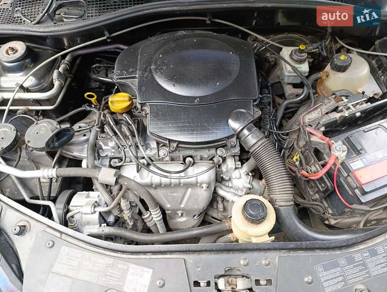 Хетчбек Dacia Sandero 2010 в Дубні
