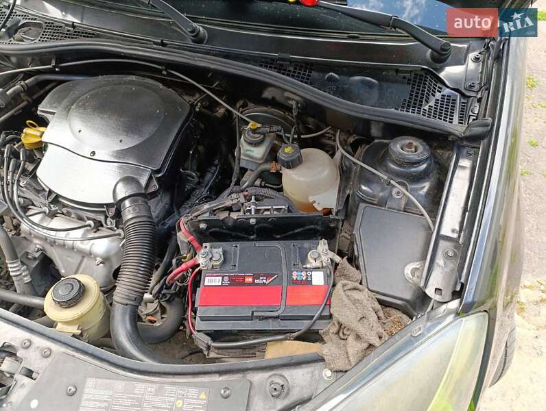 Хетчбек Dacia Sandero 2010 в Дубні