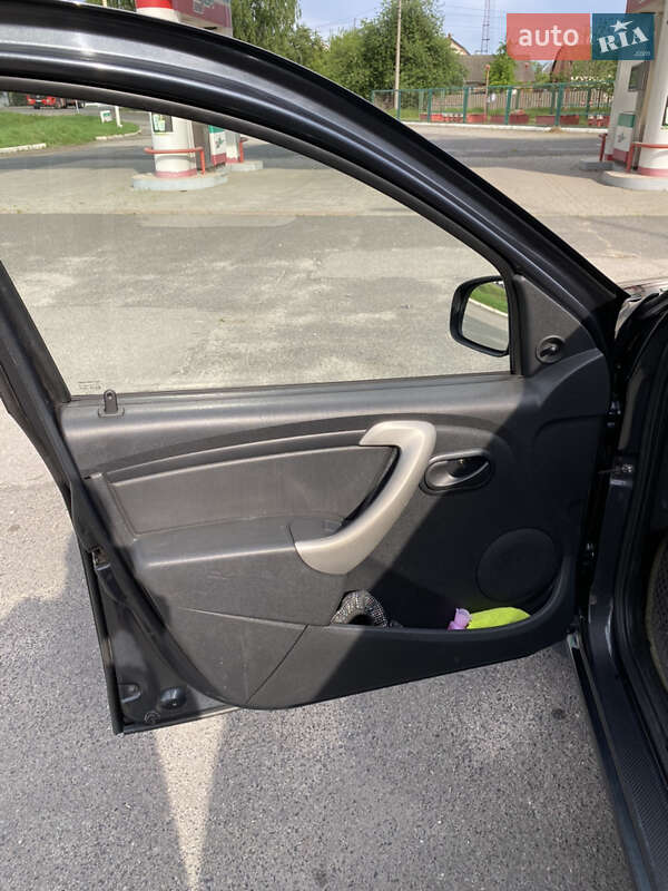 Хетчбек Dacia Sandero 2009 в Гадячі фото 7 Хетчбек Dacia Sandero 2009 в Гадячі