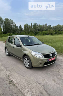 Dacia Sandero 2009