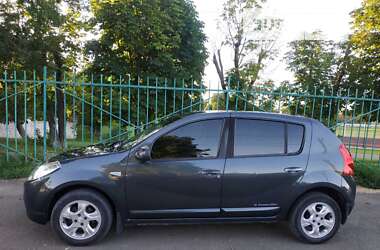 Хетчбек Dacia Sandero 2008 в Балті