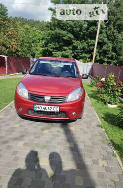 Хетчбек Dacia Sandero 2010 в Тернополі