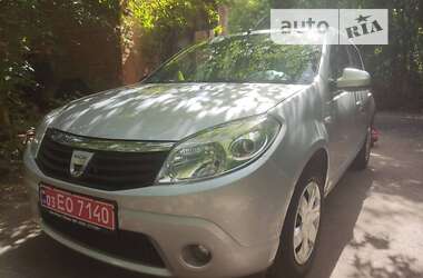 Dacia Sandero 2008