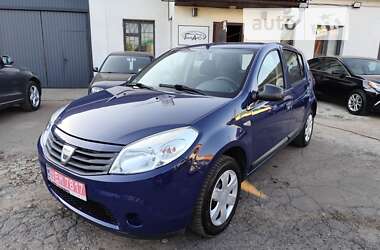 Dacia Sandero 2009