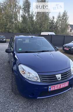 Хетчбек Dacia Sandero 2008 в Маневичах