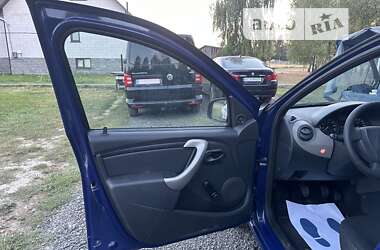 Хэтчбек Dacia Sandero 2008 в Маневичах