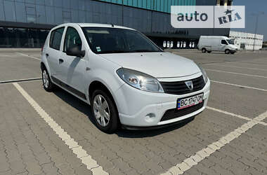 Dacia Sandero 2010