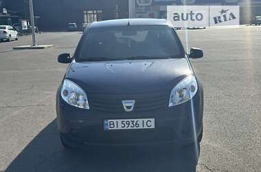 Хетчбек Dacia Sandero 2009 в Полтаві