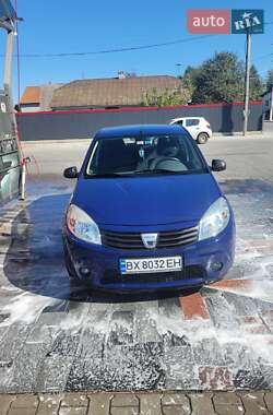 Dacia Sandero 2008
