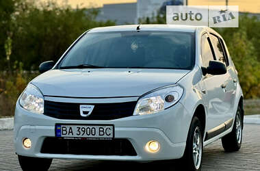 Dacia Sandero 2008