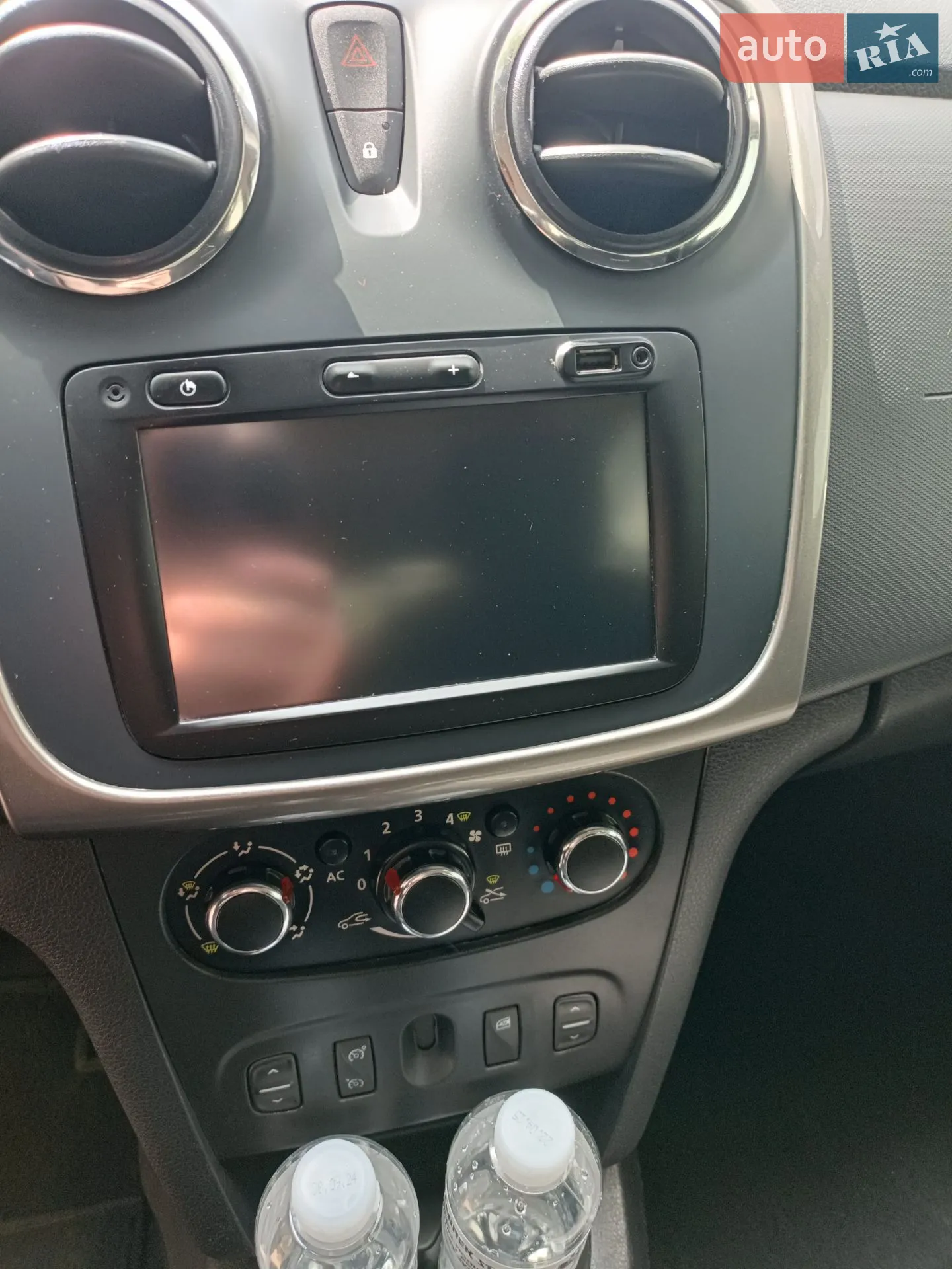 2013 Dacia Sandero - мініатюра 13