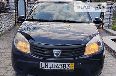 Хэтчбек Dacia Sandero 2011 в Тернополе