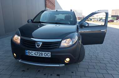 Хетчбек Dacia Sandero 2010 в Хмельницькому