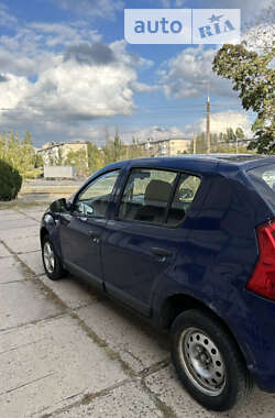 Хетчбек Dacia Sandero 2009 в Києві