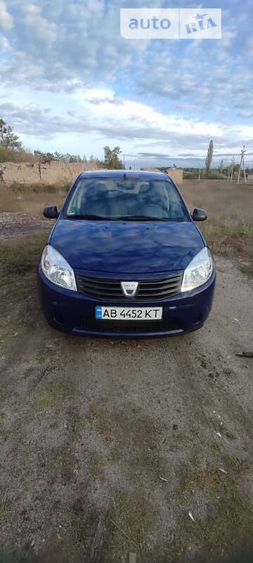 Хетчбек Dacia Sandero 2009 в Вінниці