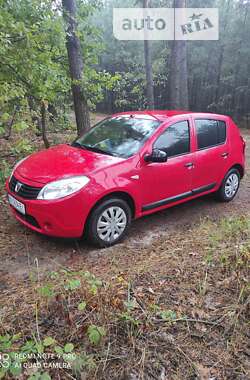 Dacia Sandero 2012