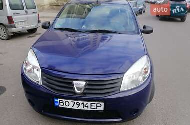 Хетчбек Dacia Sandero 2009 в Тернополі