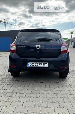 Хетчбек Dacia Sandero 2013 в Сокалі