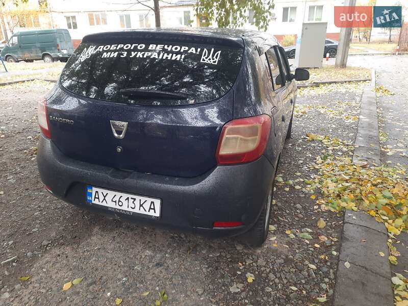 Хэтчбек Dacia Sandero 2013 в Харькове