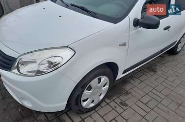 Хэтчбек Dacia Sandero 2009 в Конотопе