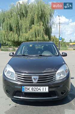 Хетчбек Dacia Sandero 2012 в Рівному