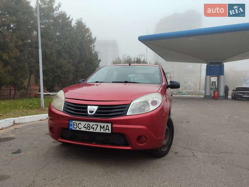 Хэтчбек Dacia Sandero 2009 в Львове