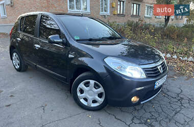 Хетчбек Dacia Sandero 2008 в Тальному