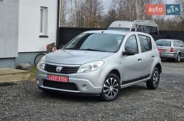 Dacia Sandero 2009