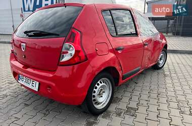 Хэтчбек Dacia Sandero 2010 в Луцке